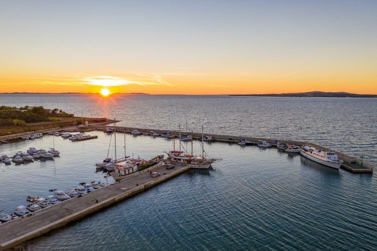 Apartments Lolo Privlaka  Εξωτερικό φωτογραφία
